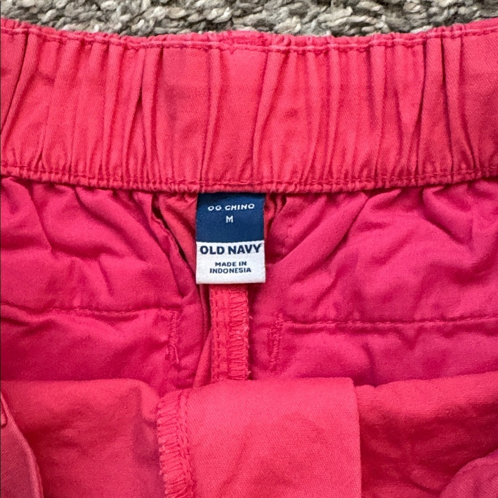 Old Navy shorts - Picture 2 of 3